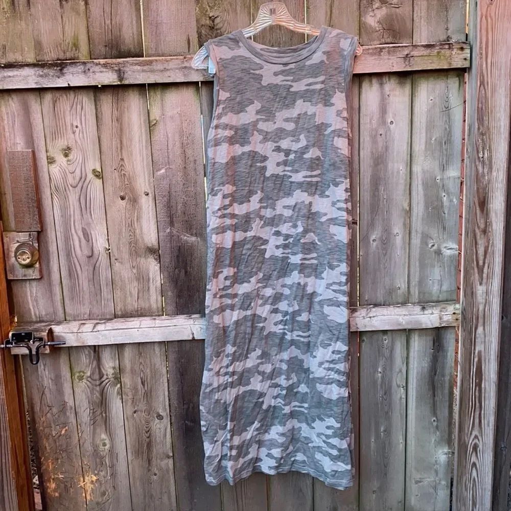 Universal Thread Camouflage dress sz. M